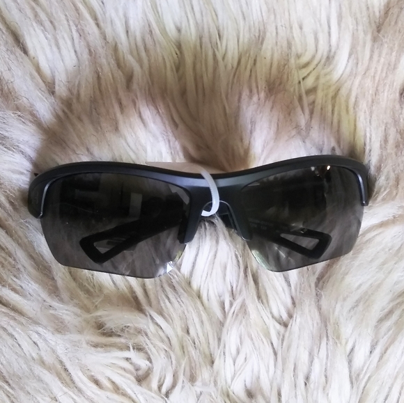 Under Armour Black Sunglasses - Picture 2 of 8